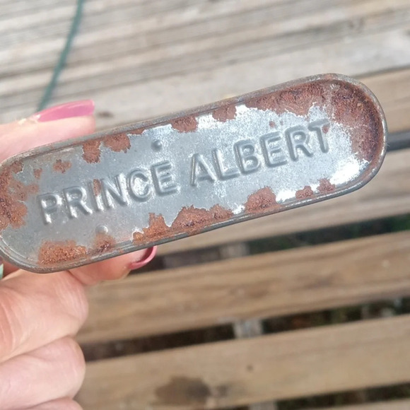 Prince Albert Tobacco Tin with alternate Advertisement on back - Picture 12 of 13